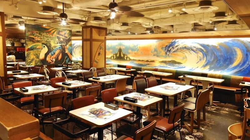 駅直結！ハワイアンCafeのホール★ルミネ割引有！髪自由＆賄い有(フード・飲食,新宿区)のイメージ画像