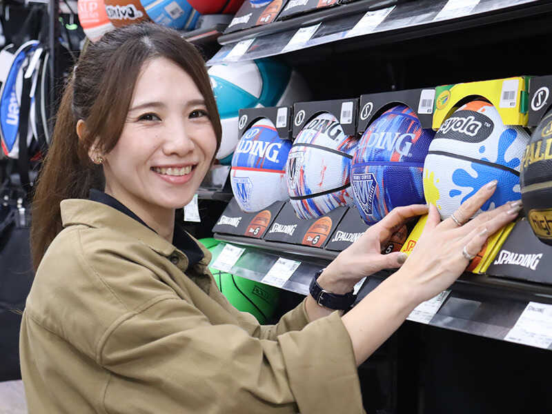 クリスマスはちょっと贅沢に♪日払いOKだからすぐお給料GET(販売,姫路市)のイメージ画像