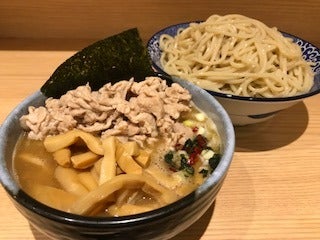 まかない有◎濃厚ラーメン or 旨味つけ麺、どっちの気分？接客(フード・飲食,千代田区)のイメージ画像