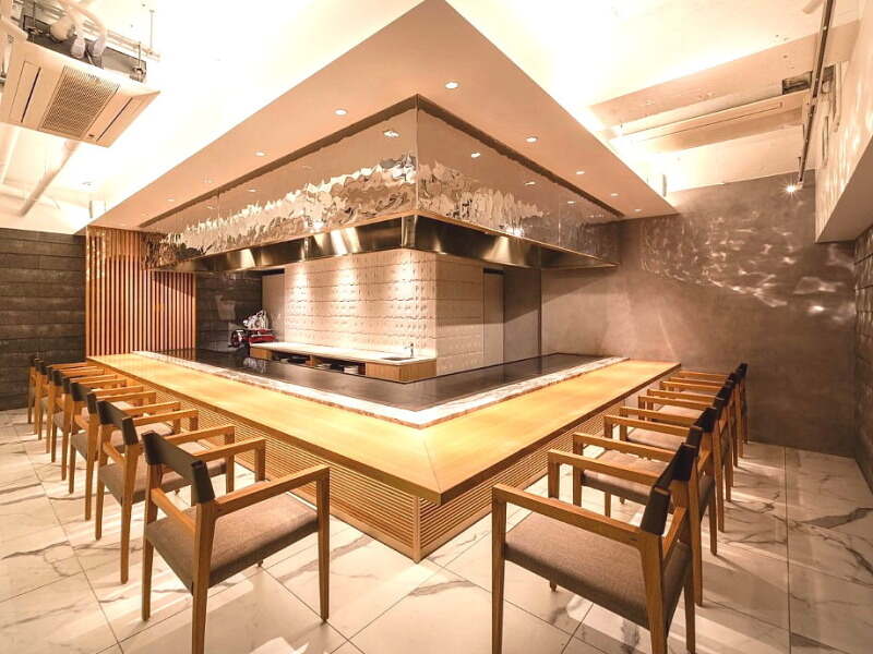 【正社員 旅館の鉄板焼きSTAFF】技で”魅せる”ライブキッチン！(フード・飲食,館山市)のイメージ画像