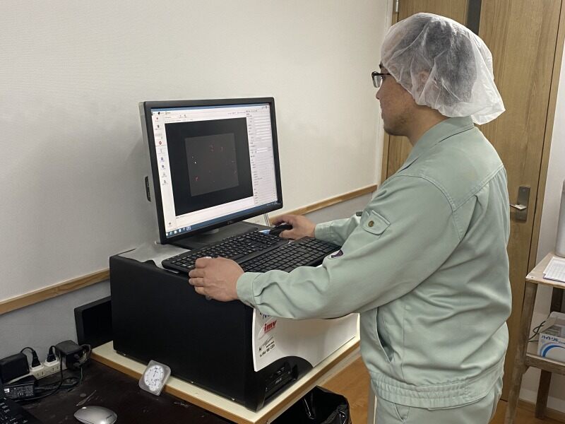 ＼データ入力&梱包作業／週3/4h～｜精用資材のカンタン作製作業(工場・製造,袖ケ浦市)のイメージ画像