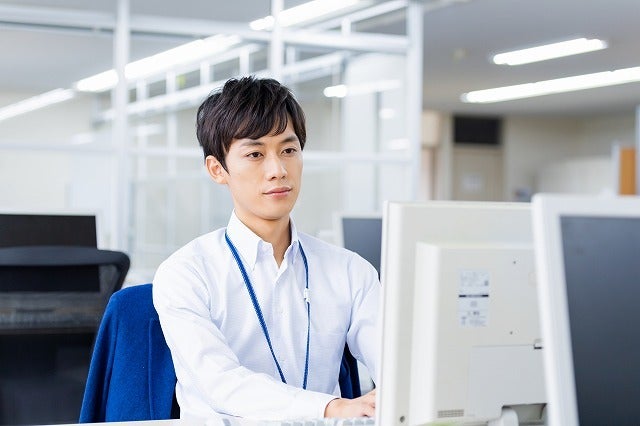 路線会社事務経験者歓迎！日、祝休み！長期安定の事務募集(オフィス,中央市)のイメージ画像