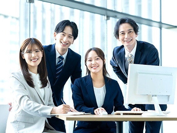 【事務スタッフ】土日祝休み★年間休日122日★初心者大歓迎！(オフィス,浜松市中央区)のイメージ画像