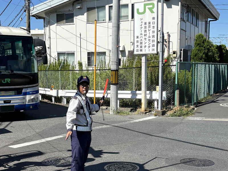 車両誘導スタッフ　ジェイアールバス関東　東京支店　271(軽作業・物流,江東区)のイメージ画像