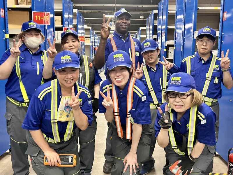 【東証プライム上場】賞与年2回*完全週休2日/倉庫内で入出荷準備(軽作業・物流,習志野市)のイメージ画像